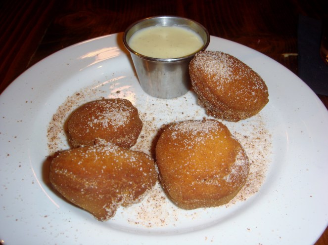 flatiron hot now donuts