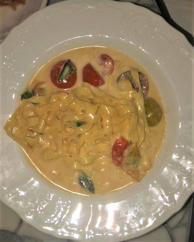 68796583_10156665978406886_1163616540109570048_n